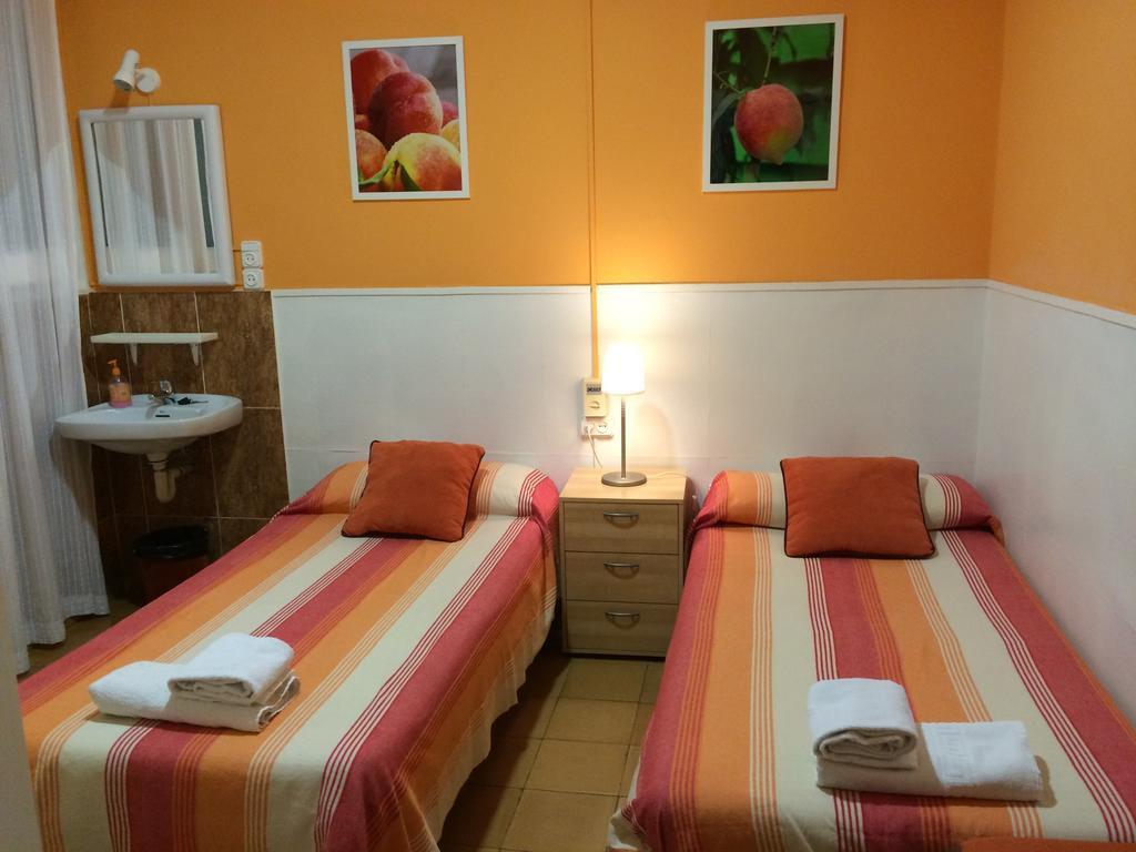 Hostal Valls 巴塞罗那 外观 照片