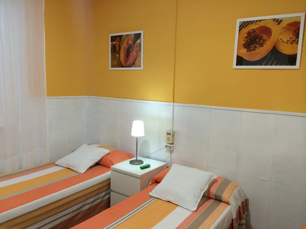 Hostal Valls 巴塞罗那 外观 照片