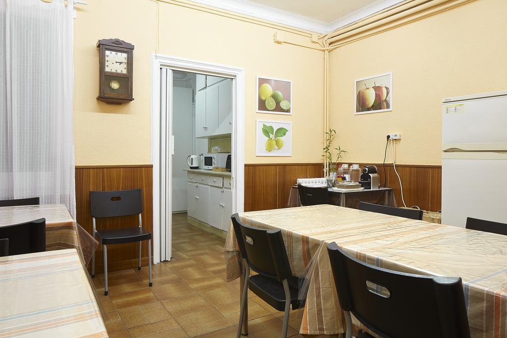 Hostal Valls 巴塞罗那 外观 照片