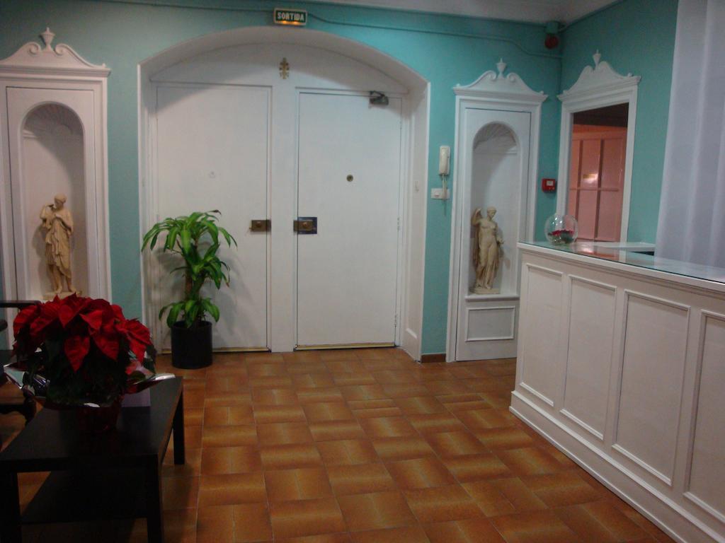 Hostal Valls 巴塞罗那 外观 照片