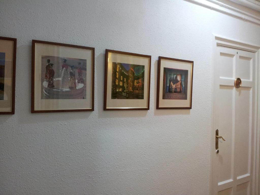 Hostal Valls 巴塞罗那 外观 照片